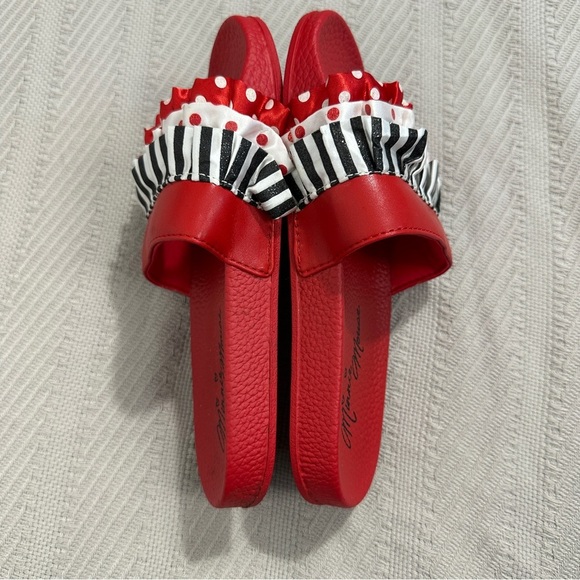 Minnie Mouse slides, girls size 1-2, ruffles, polka dots, spring, summer, beach - Picture 8 of 9